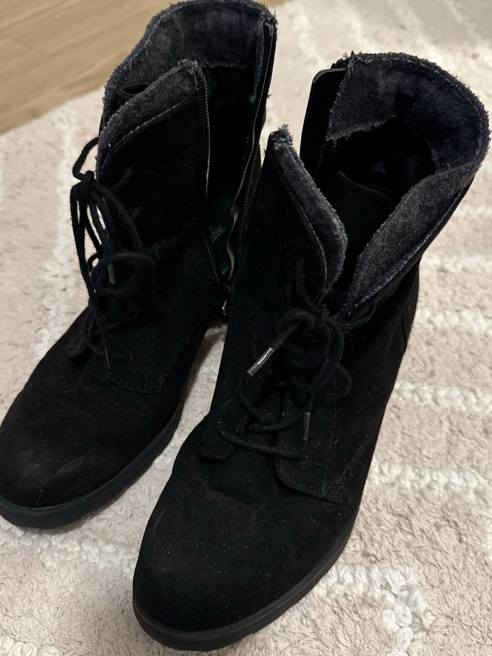 Women's Black Lace-Up Ankle Boots with Faux Fur Collar